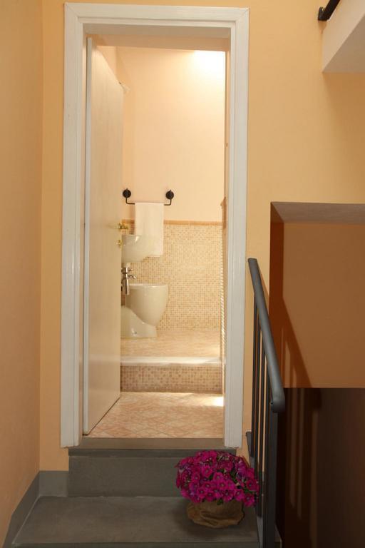 Affittacamere Gir Di Mura Montecatini Terme Exterior foto